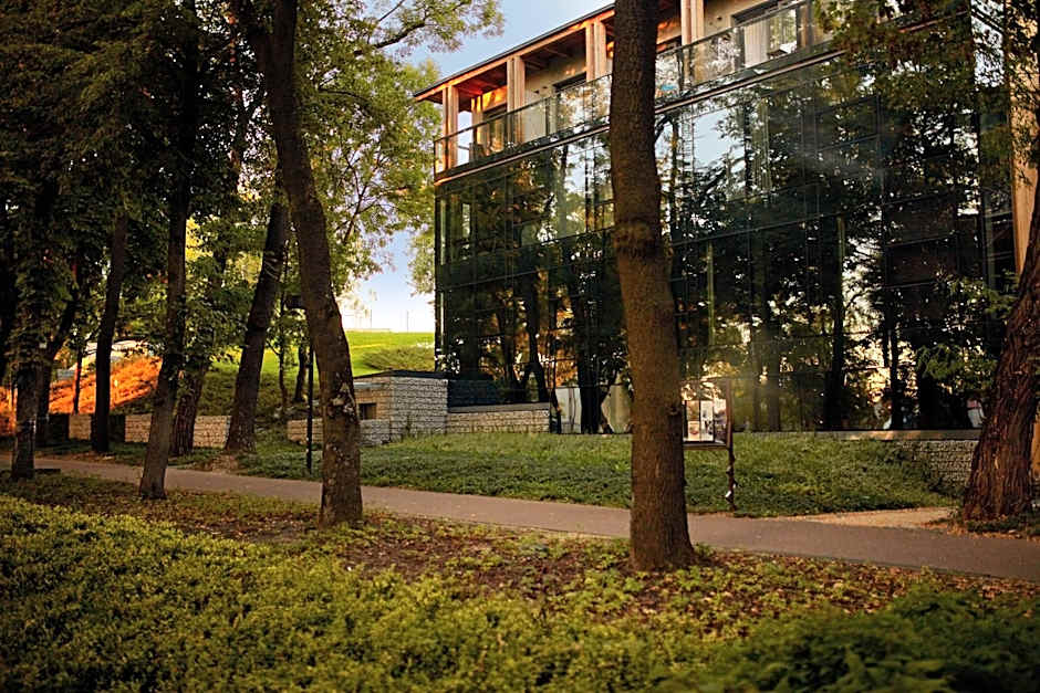 Bristol Art & Medical SPA