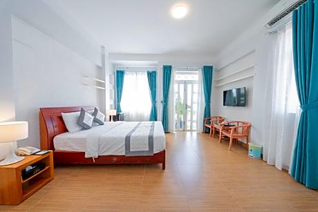 Deluxe Double Room with Balcony