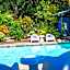 Capri Cabins