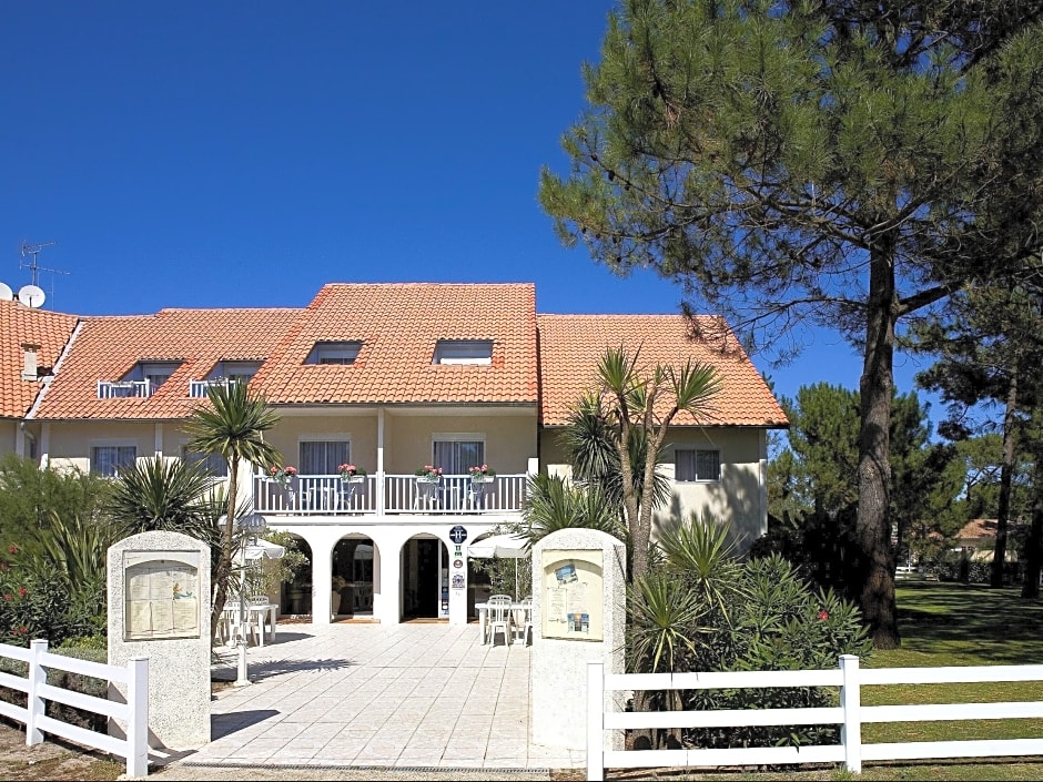 Logis Hotel les Vagues