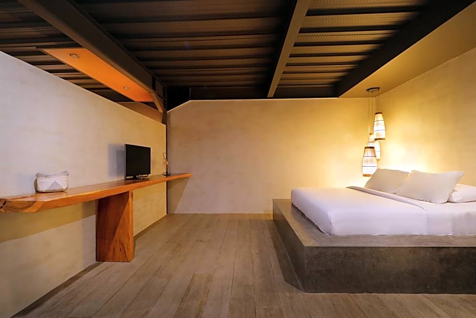 Clio Apartment