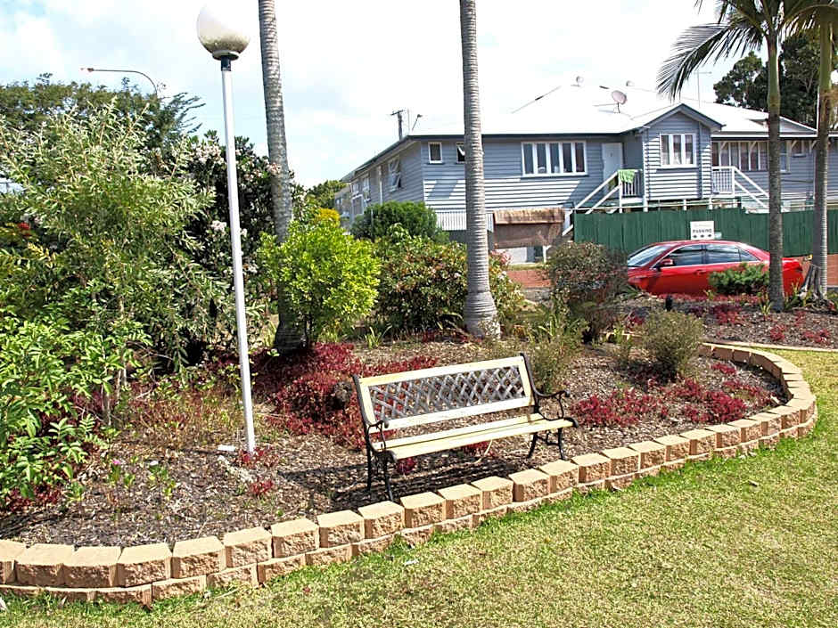 Lancaster Court Motel