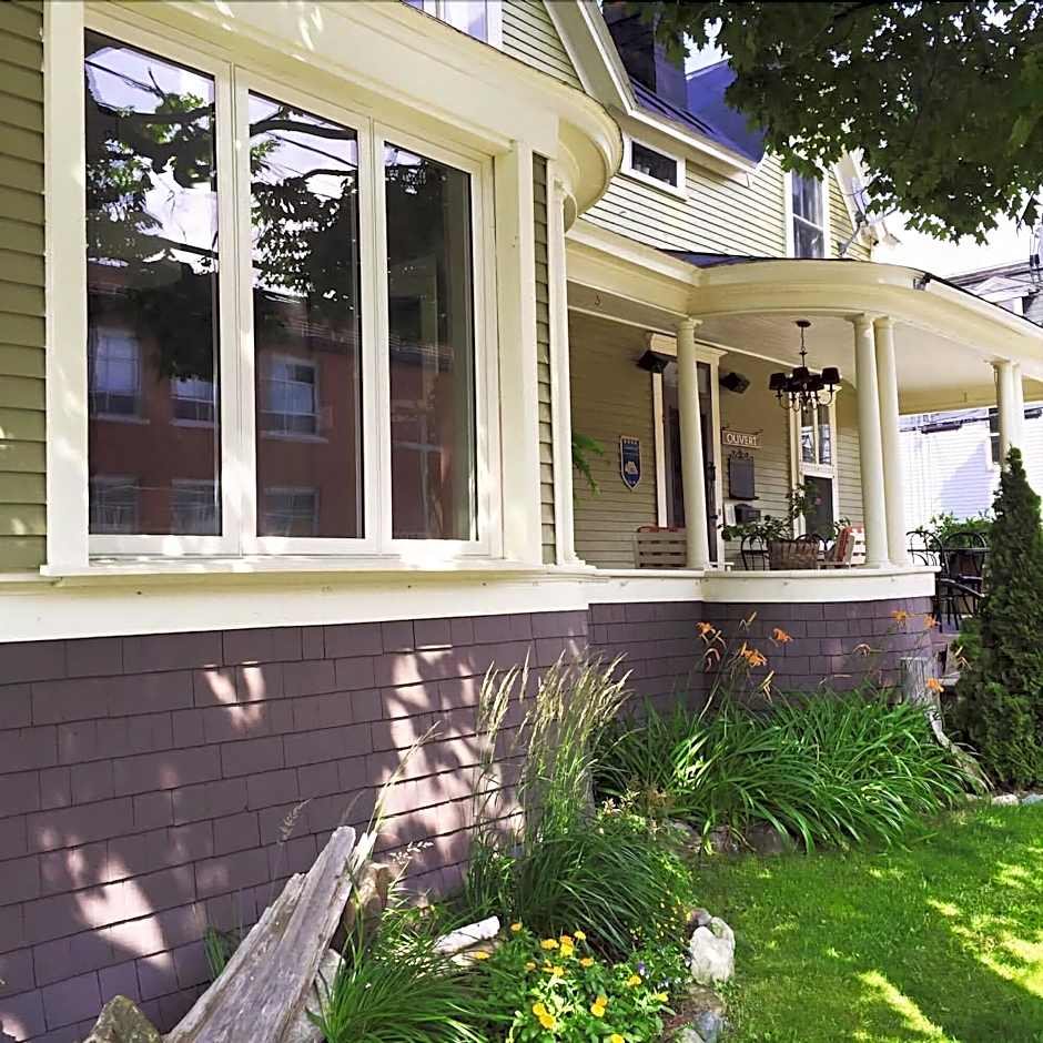 La Maison de Ville - bed & bistro