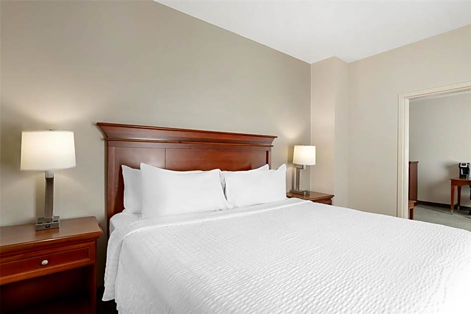 Best Western Plus Executive Hotel And Suites