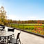 Holiday Inn Express & Suites Lexington NW-The Vineyard by IHG