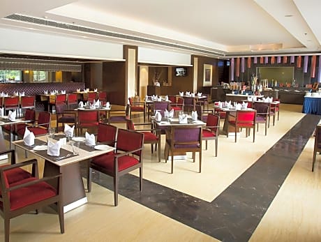 Golden Tulip Chandigarh - Panchkula