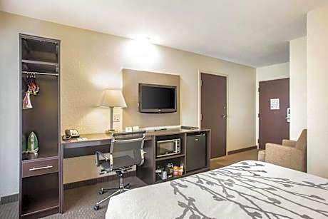 Double Room with Two Double Beds - Non-Smoking