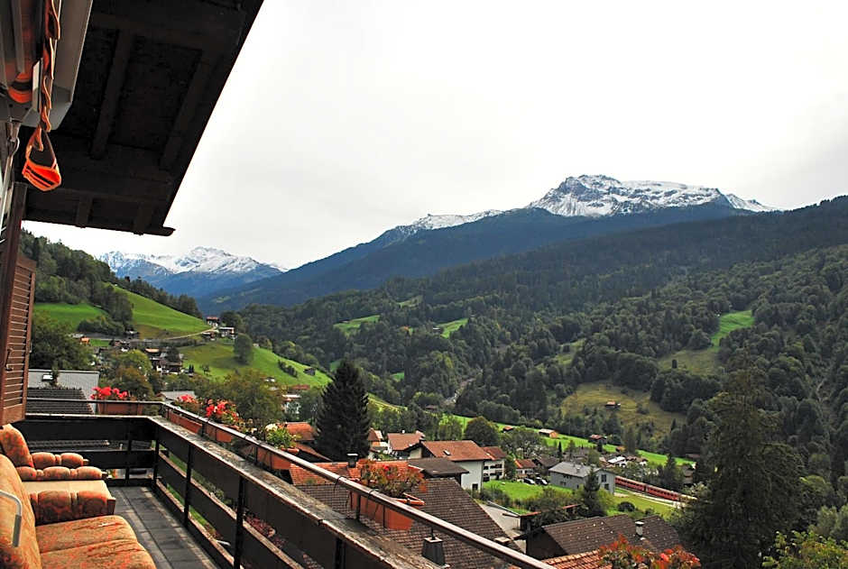 Rooms with Private bathrooms