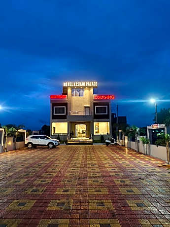 Hotel Keshar Palace