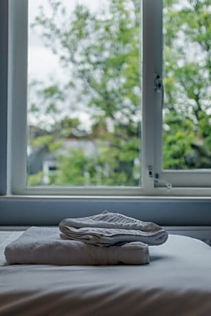 Triple Room (1 Double Bed and 1 Twin Bed)