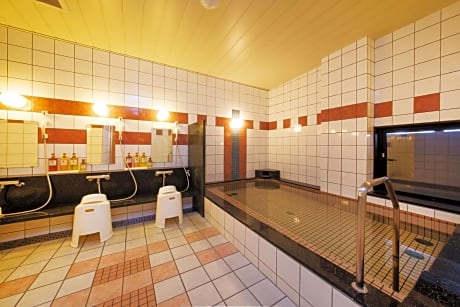 Twin Room with Breakfast Smoking