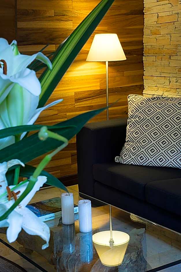 Movich Casa Del Alferez