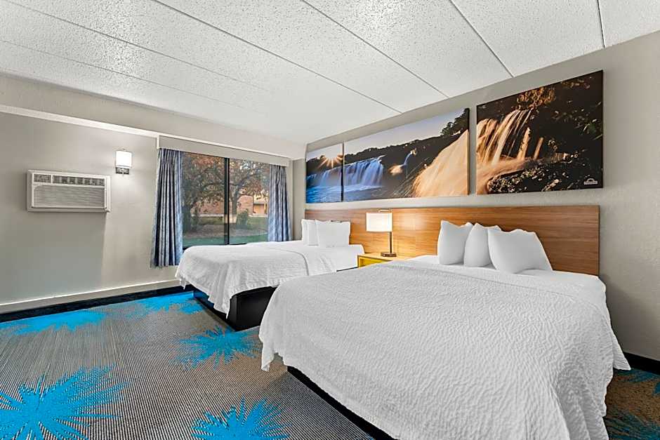 Days Inn by Wyndham Sioux Falls
