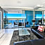 Silvershore Apartments on the Broadwater