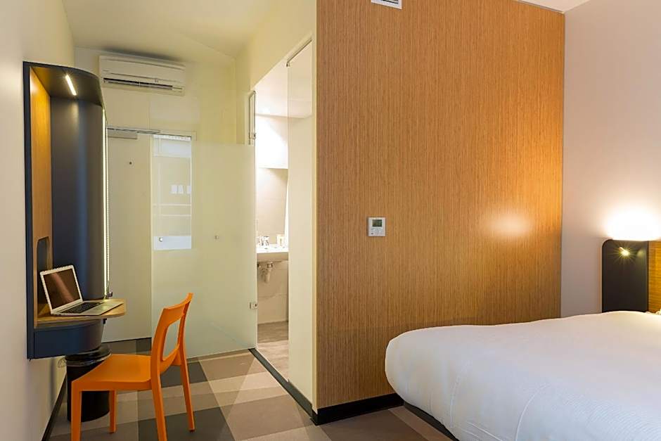 easyHotel Brussels City Centre