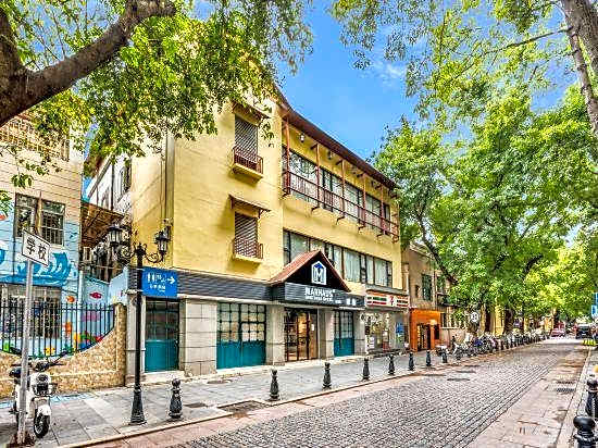 Manhaosi Hotel (Guangzhou Shangxiajiu Pedestrian Street Shamian Scenic Area)