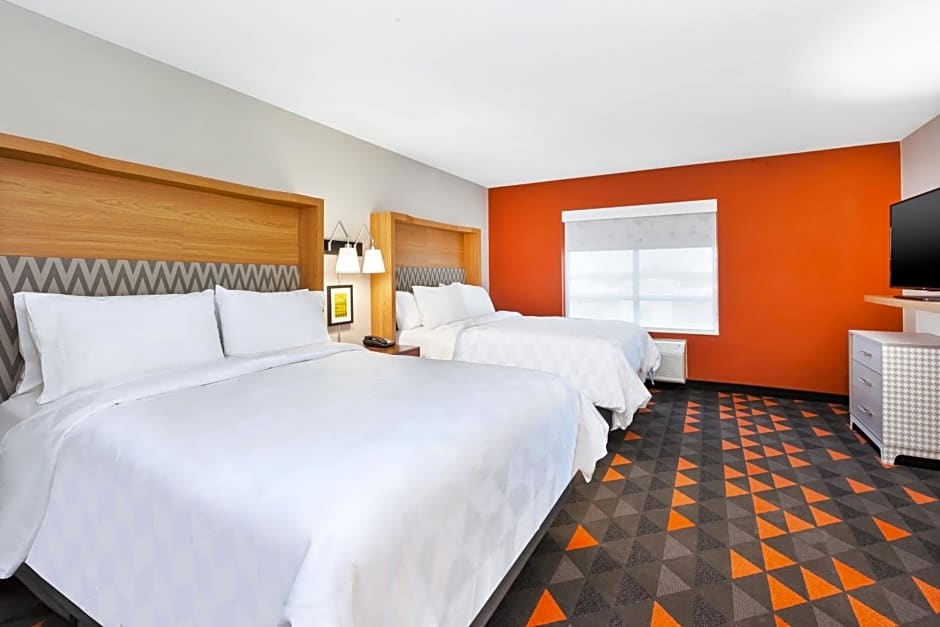 Holiday Inn & Suites - Toledo Southwest - Perrysburg