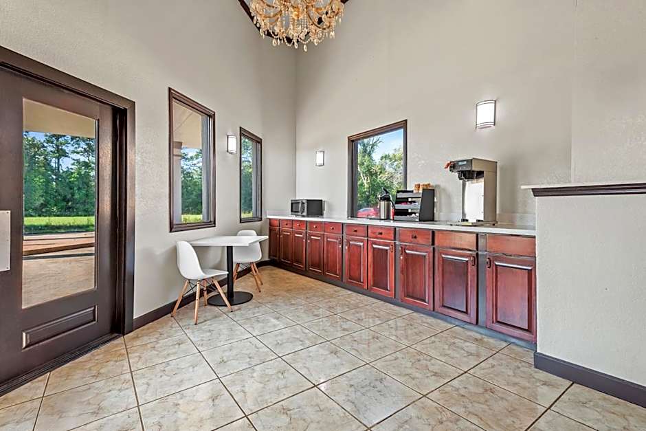 Studio 6 Hammond, LA I12 I55