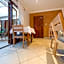 Candlewood Lodge
