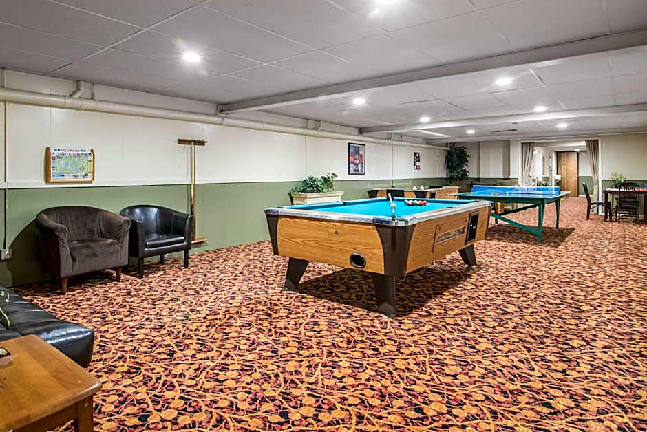 TiltonLodge Inn & Suites