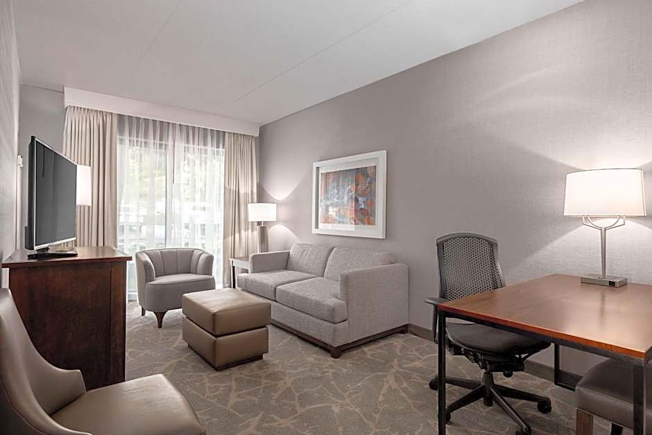 Embassy Suites by Hilton Boston Marlborough