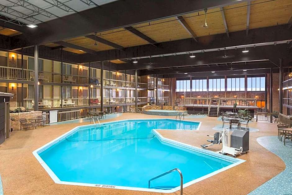 Park Inn By Radisson, Sharon, PA