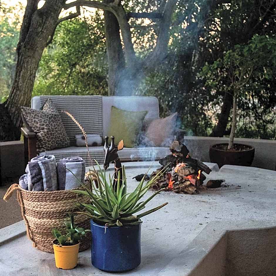 Leopard's Lair Bush Lodge