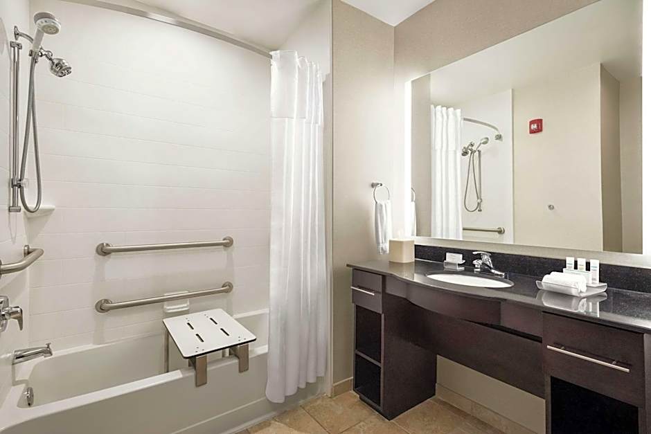 Homewood Suites By Hilton Fort Wayne