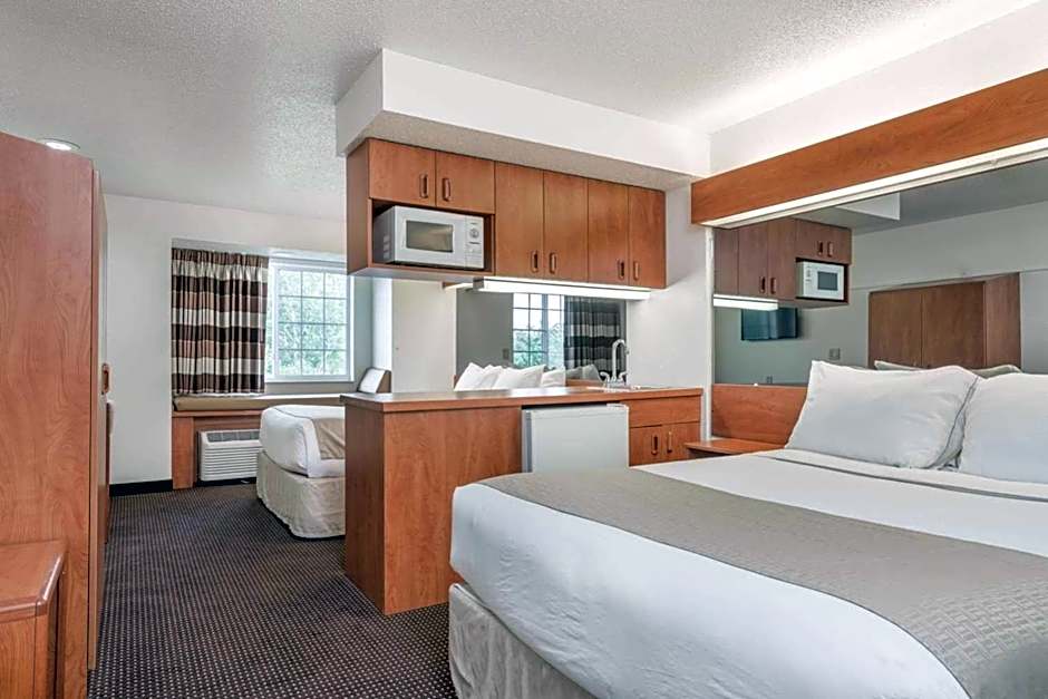 Microtel Inn & Suites By Wyndham Rice Lake