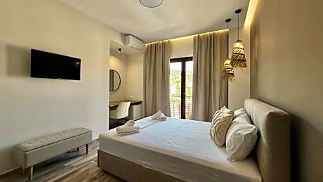 Deluxe Double Room with Balcony