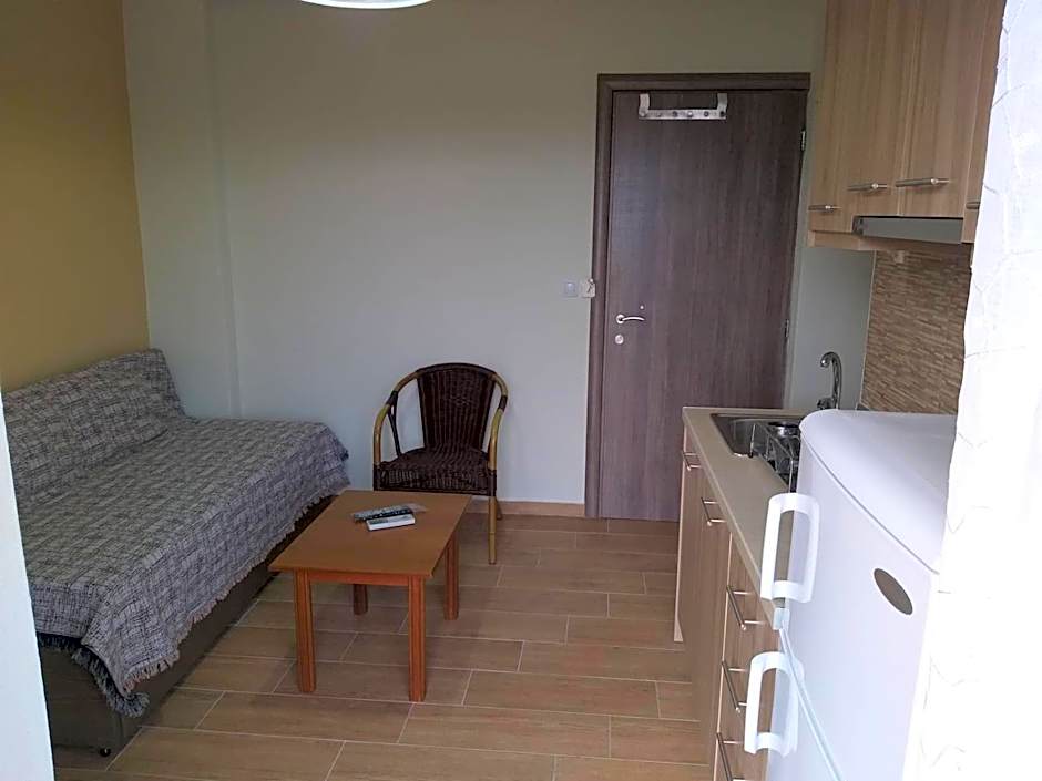Nostos Apartments