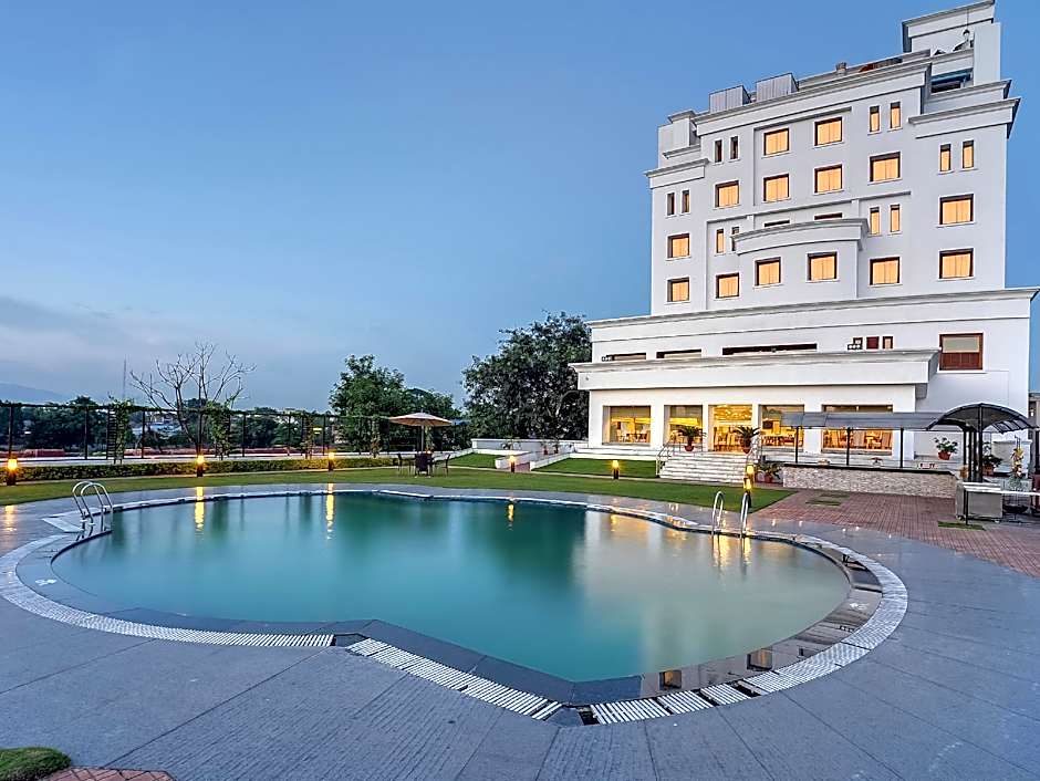 Hotel Royal Sarovar Portico - Siliguri