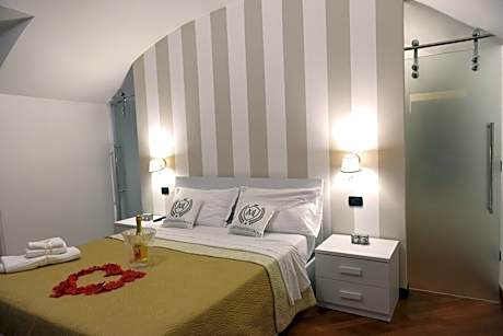 Montesantogroup Sorrento Room