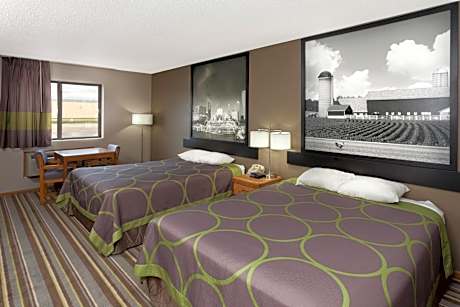 Queen Room with Two Queen Beds - Non-Smoking