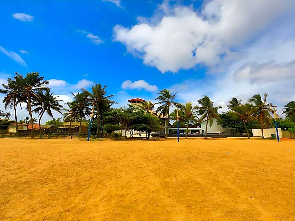 Catamaran Beach Hotel Negombo