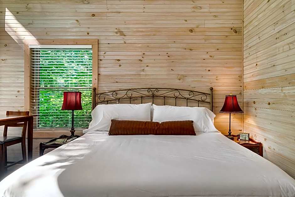 Rivers Edge Treehouses