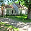Hawks House Inn
