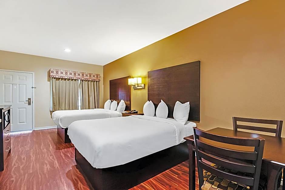 Americas Best Value Inn Houston at FM 529