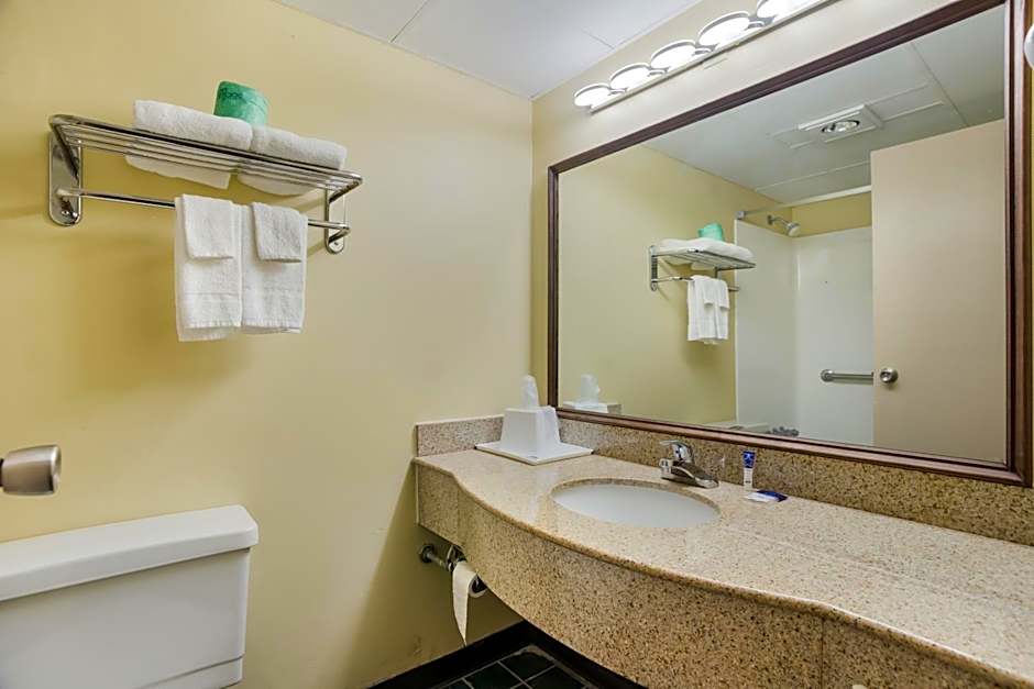 Americas Best Value Inn Tulsa at I-44