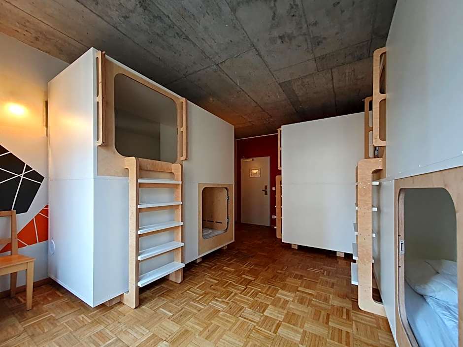Five Elements Hostel