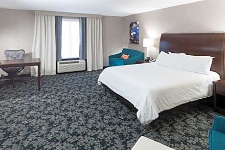 1 King Bed With Sofabed