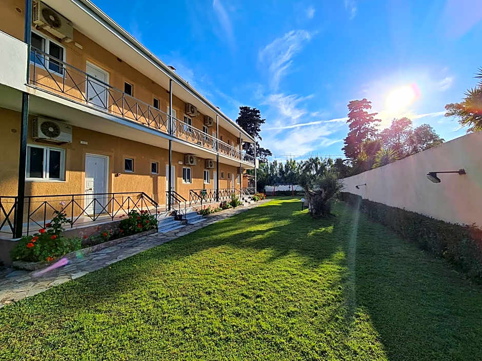 Hotel Kalamitsi Apartments