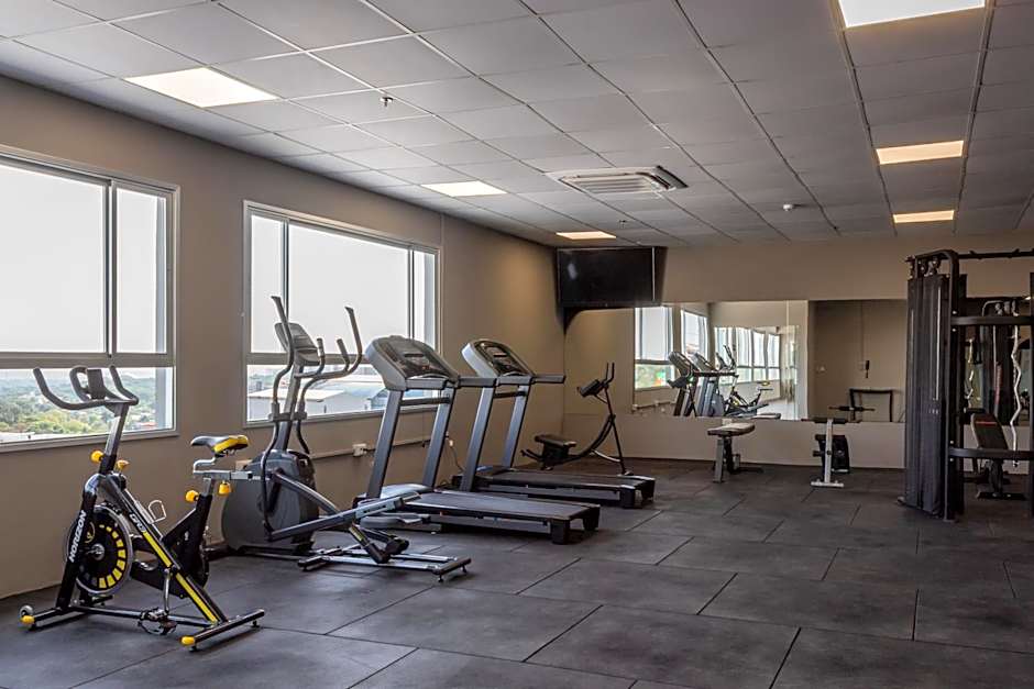 Tryp by Wyndham Asuncion