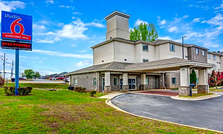 Studio 6-Opelika, AL - Auburn Al