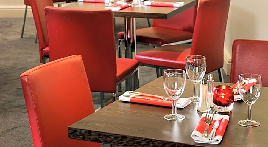 Premier INN Cardiff North