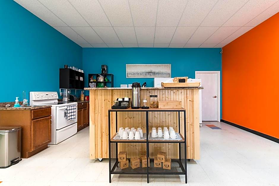 Out East Hostels - Rocky Harbour