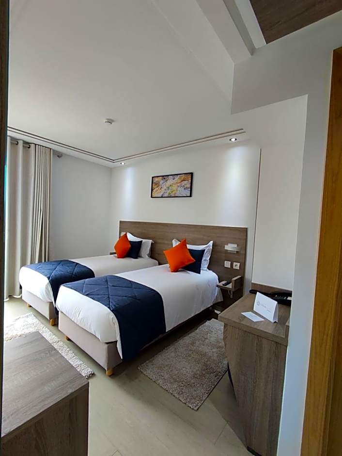 LOTUS HOTEL Casanearshore