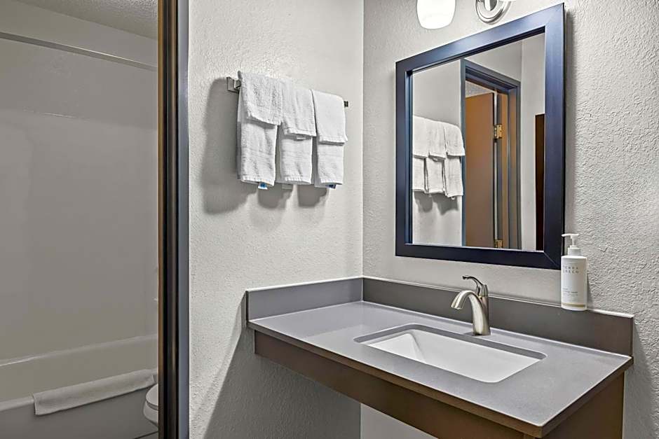 Days Inn by Wyndham Fond du Lac