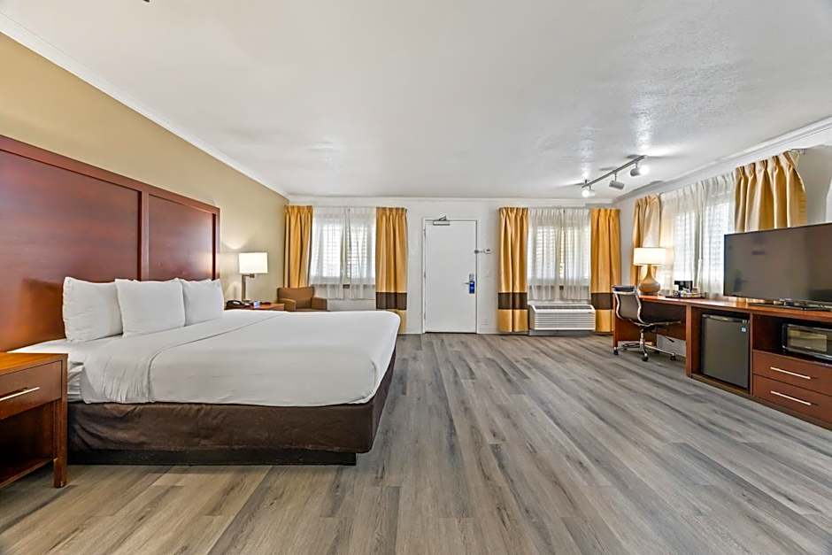 Comfort Inn Santa Cruz North