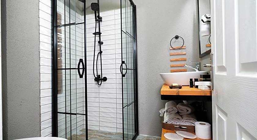 Benjamin Otel Gumusluk